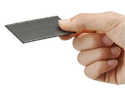 SHARP推出业界最薄太阳能电池模块